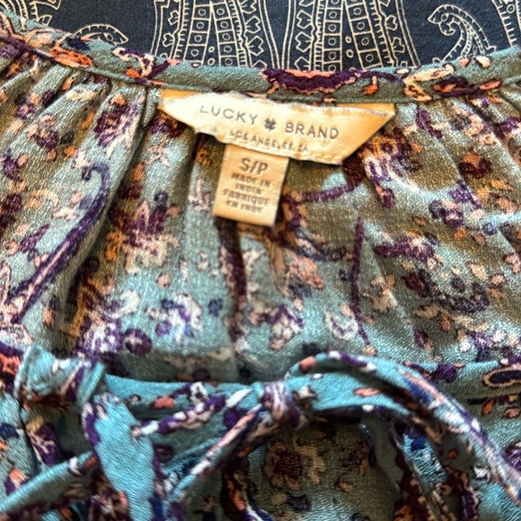 Lucky Brand Long Sleeve Blue Blouse w/ Floral & Paisley Print Size S/Petite - Picture 4 of 7